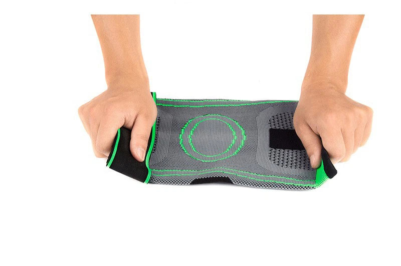 KneeGuard Adjustable Sports Knee Brace ATHLEXES