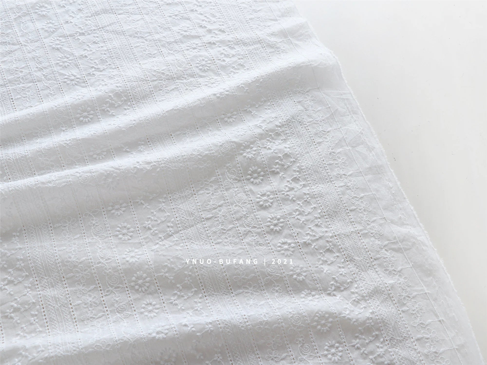 Embroidered Cotton Eyelet Fabric for Apparel ATHLEXES
