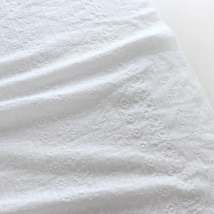 Embroidered Cotton Eyelet Fabric for Apparel ATHLEXES