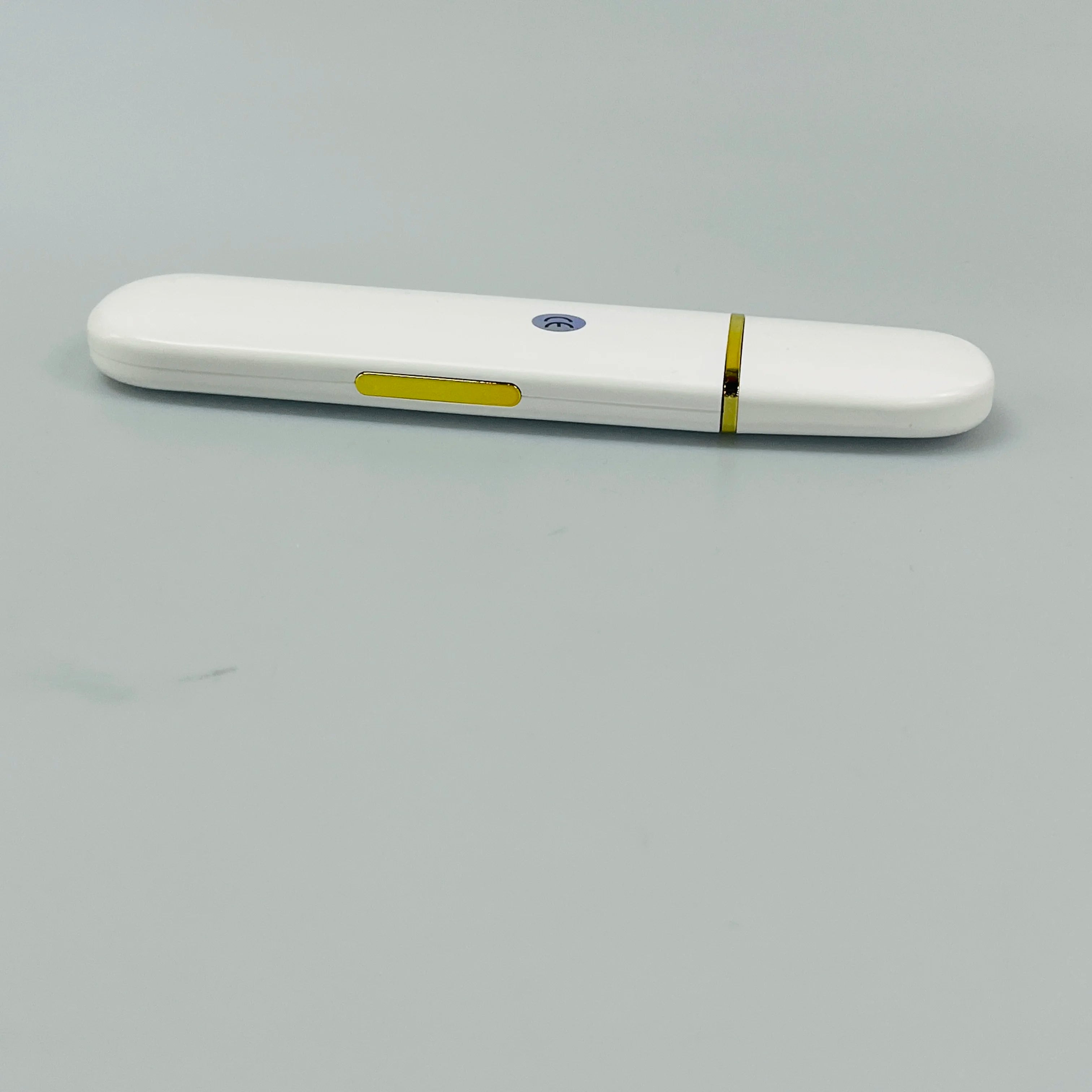 ReviveGlow 4 in 1 Pore Cleansing Spatula ATHLEXES