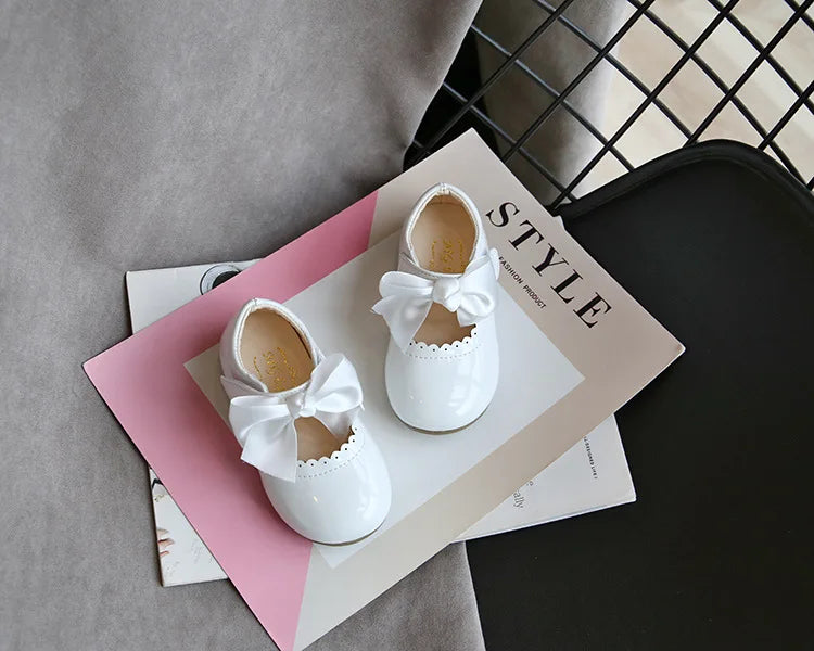Enchanting Bow Princess Mary Janes for Baby Girls ATHLEXES