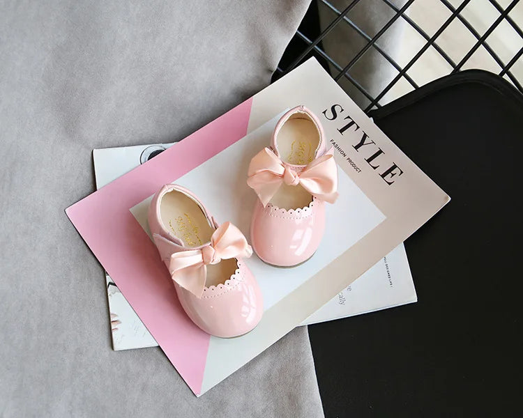 Enchanting Bow Princess Mary Janes for Baby Girls ATHLEXES