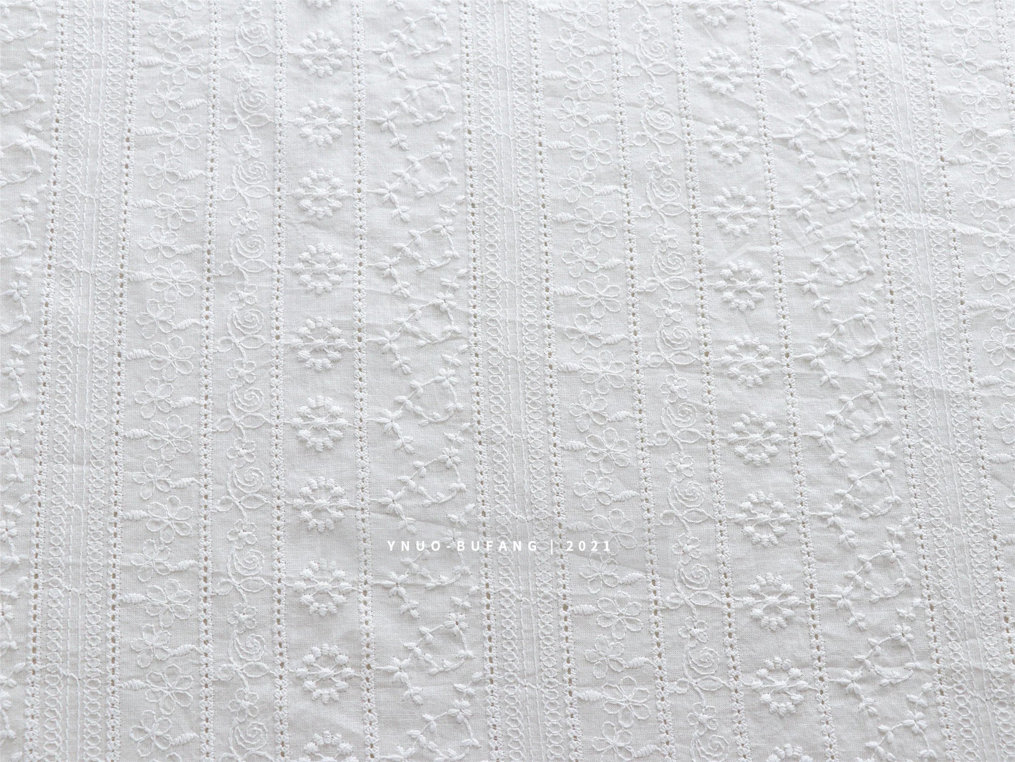 Embroidered Cotton Eyelet Fabric for Apparel ATHLEXES