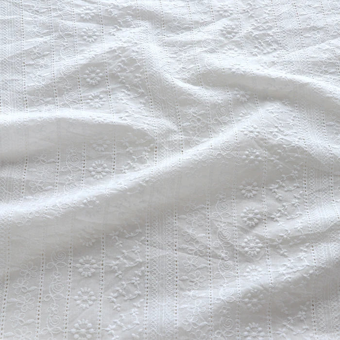 Embroidered Cotton Eyelet Fabric for Apparel ATHLEXES