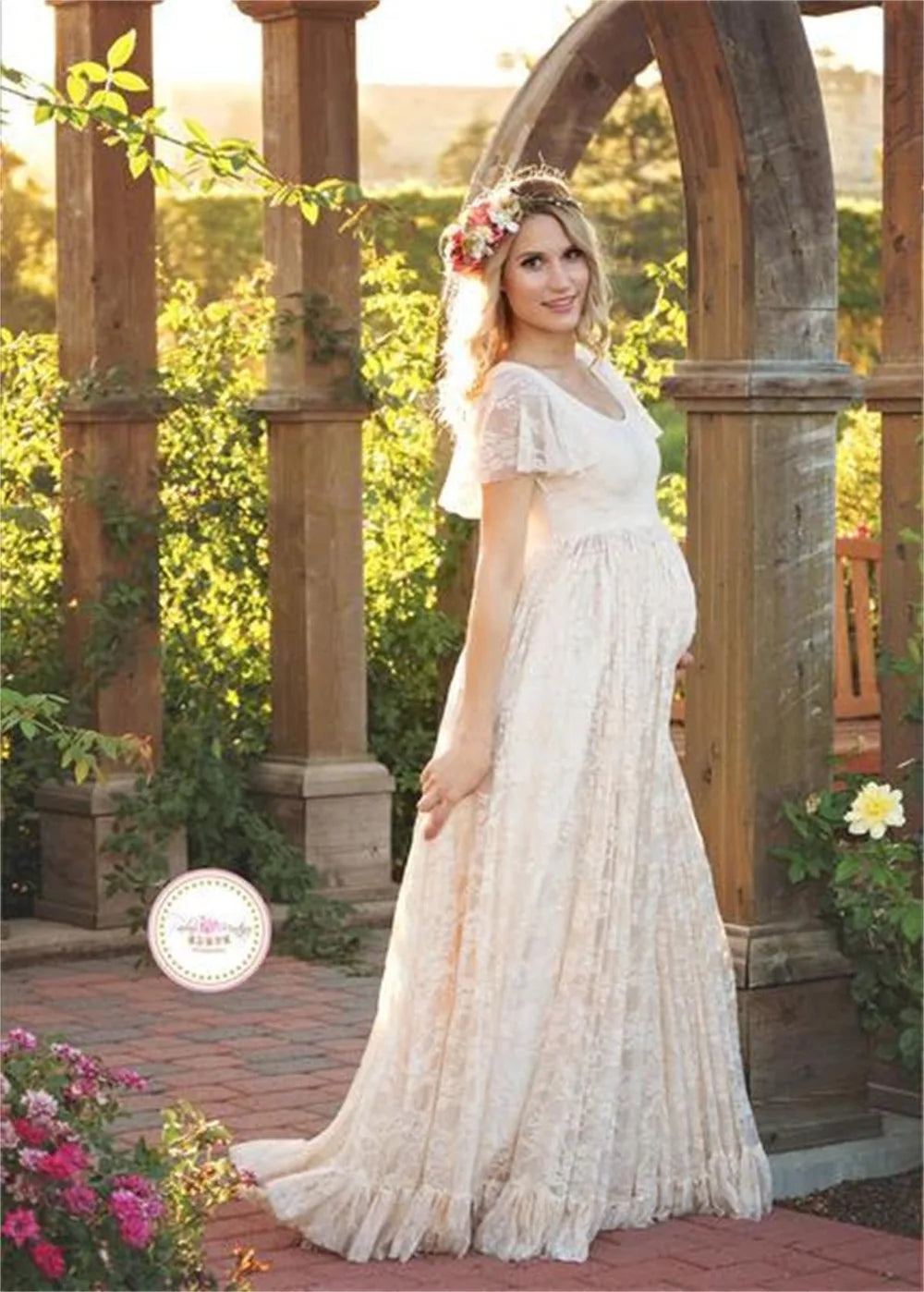Luxe Lace Maternity Dress for Stunning Photoshoots ATHLEXES