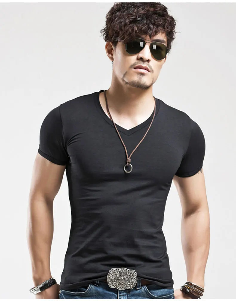 V-Neck Essentials Tee ATHLEXES