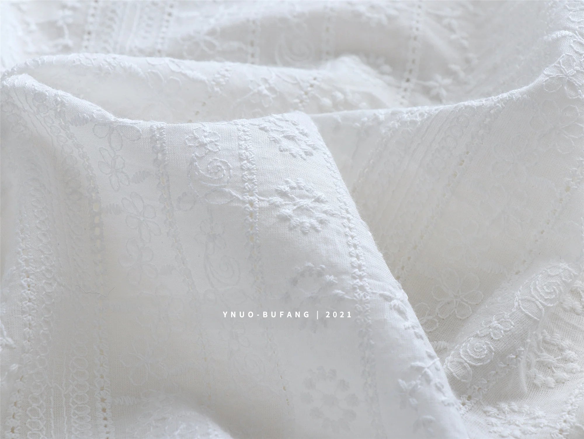 Embroidered Cotton Eyelet Fabric for Apparel ATHLEXES
