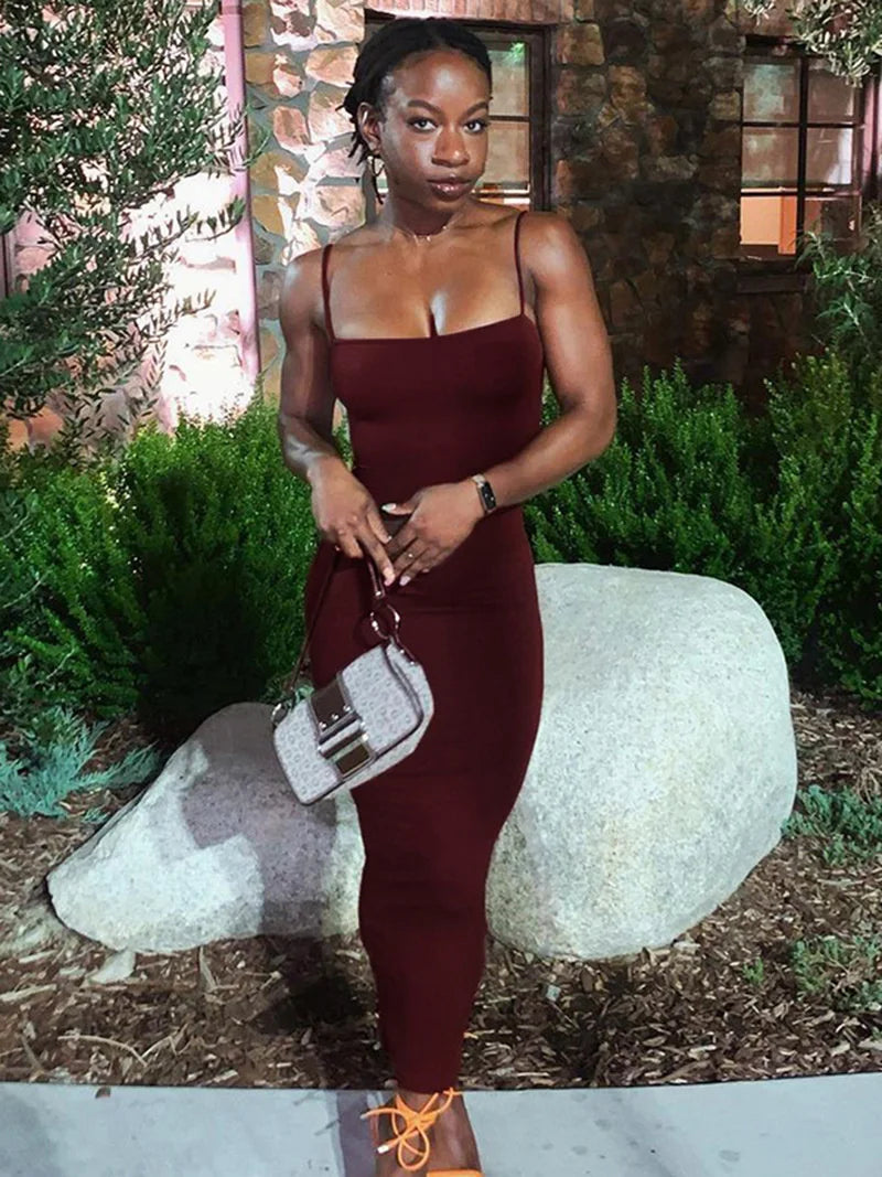 Chic Summer Backless Bodycon Dress ATHLEXES