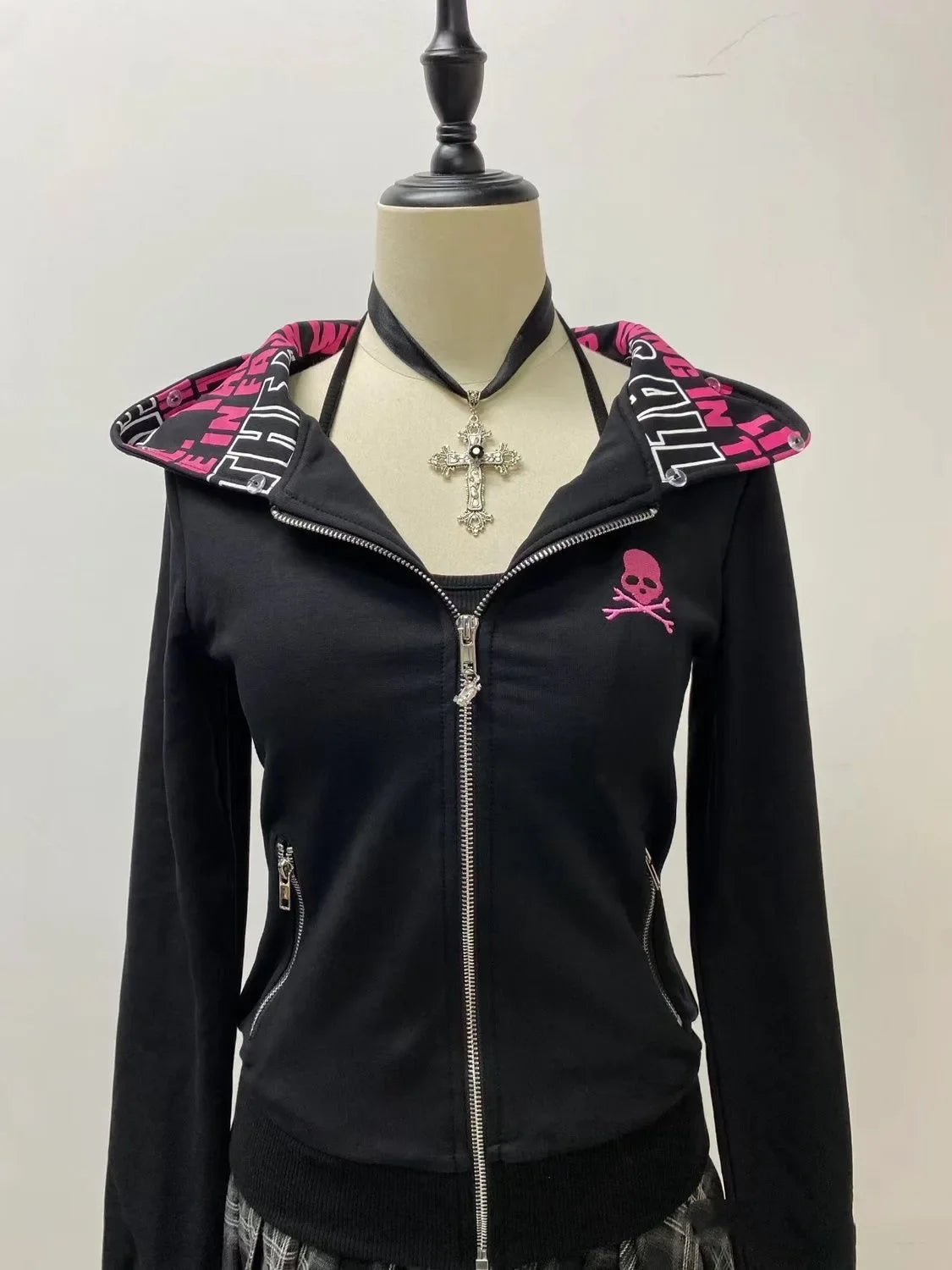 Urban Chic American Retro Hoodie for Women ATHLEXES