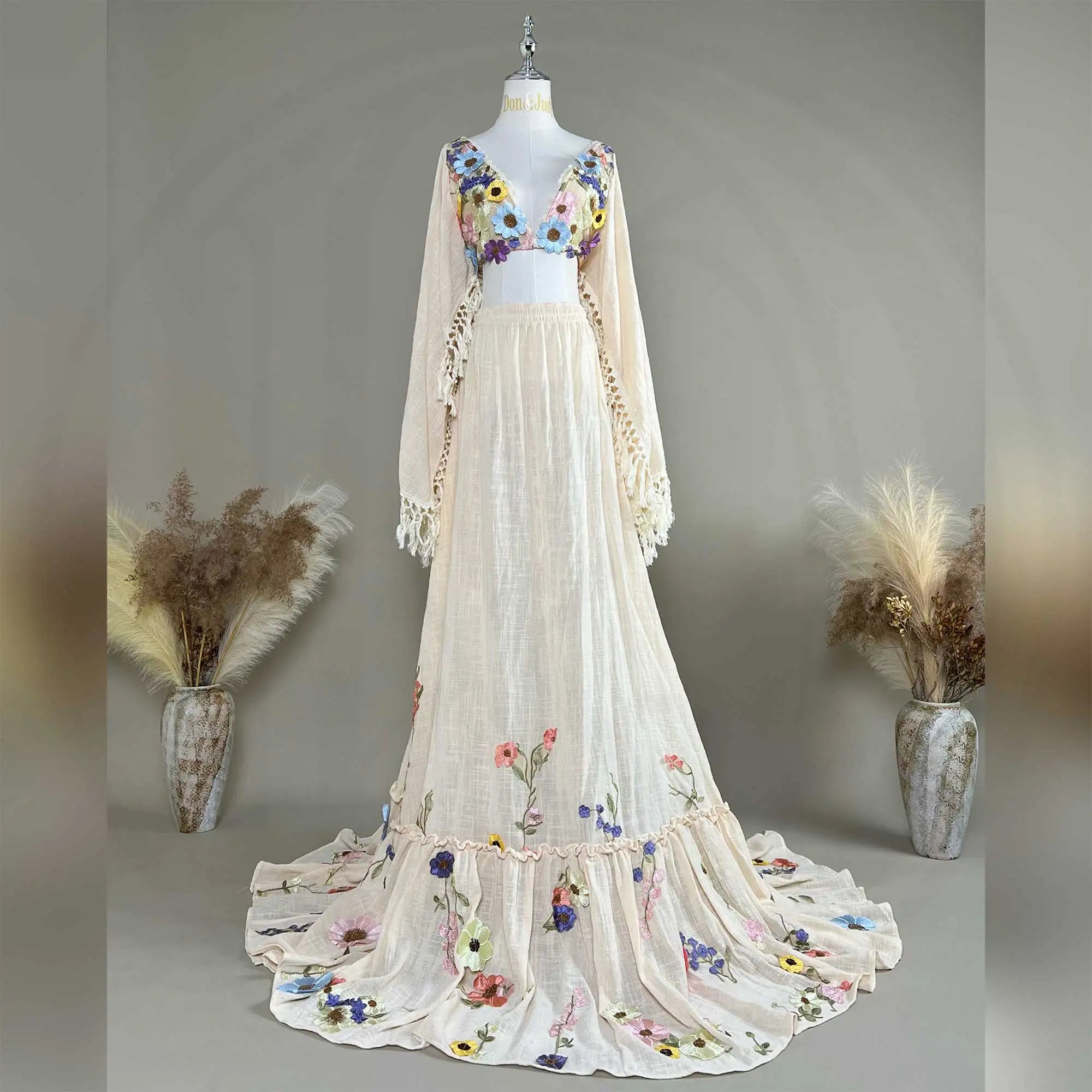 Beige Maternity Photo Dress Set with Applique ATHLEXES