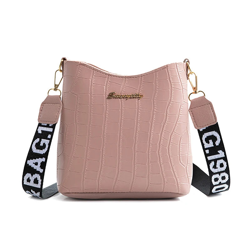 Crocodile Luxe Crossbody Handbag for Women ATHLEXES