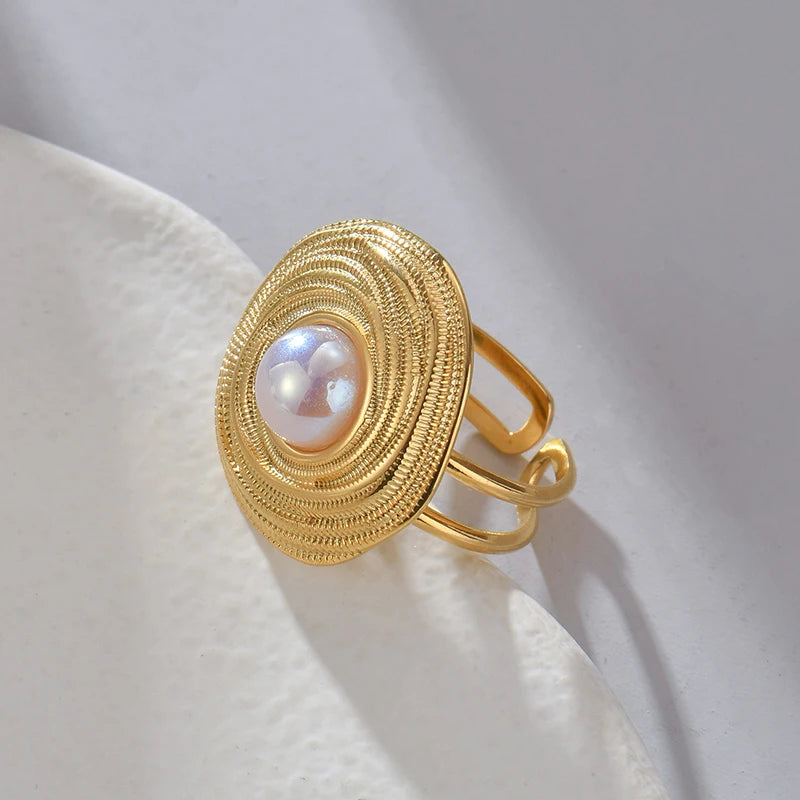 Lustrous Wavelet Gold Pendant with Moonstone ATHLEXES