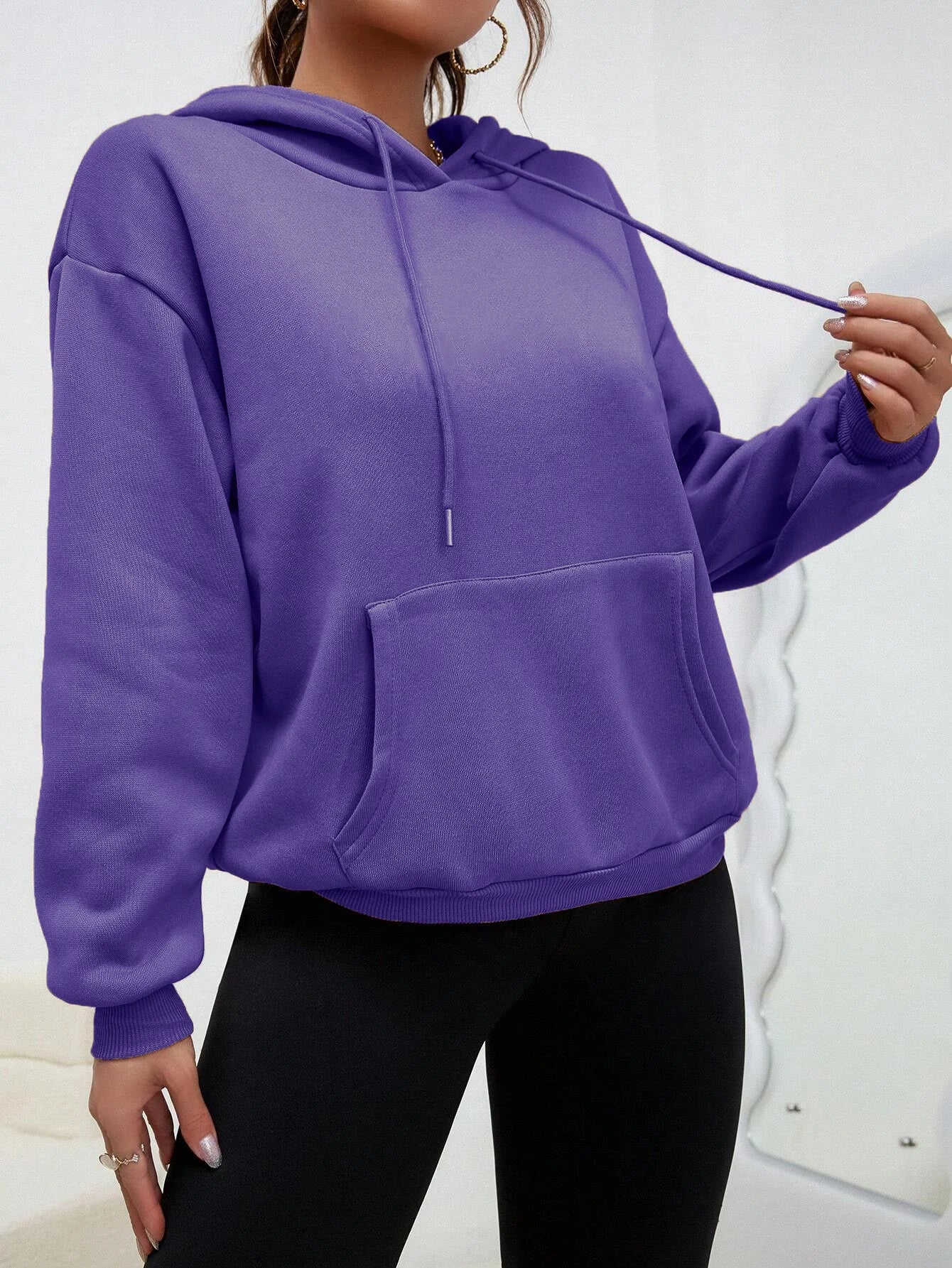 Chic Comfort Women's Pocket Hoodie ATHLEXES