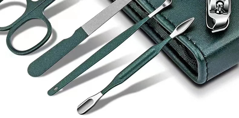 Luxury Nail Care Set: 6-Piece Manicure Tools ATHLEXES