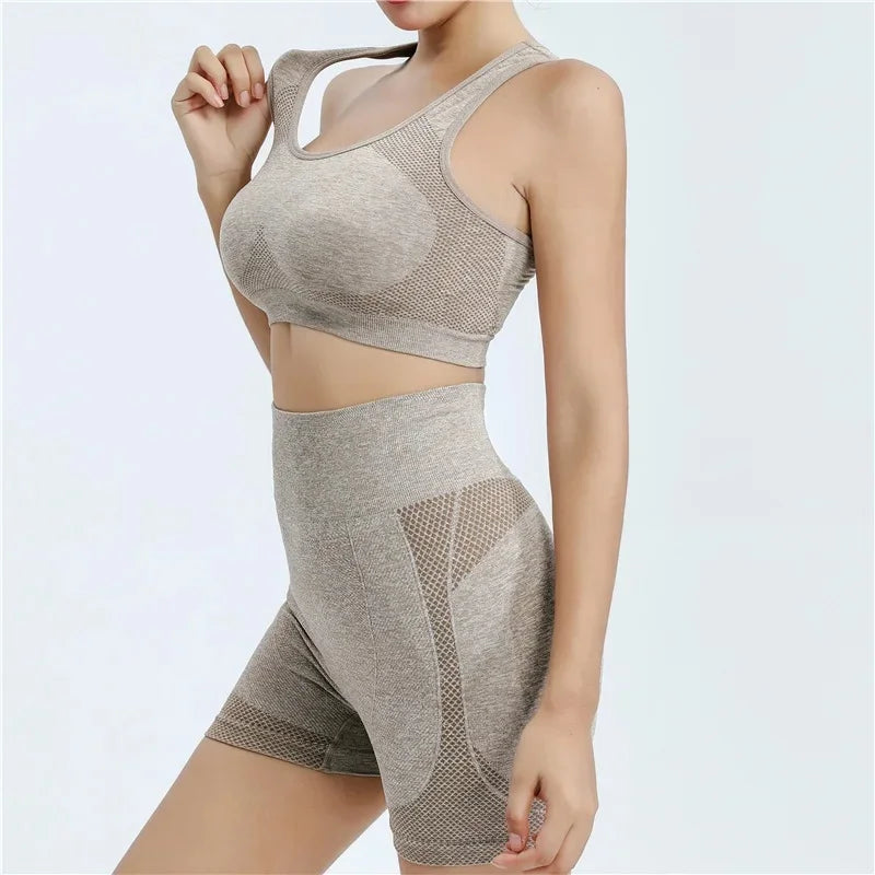 AeroFit Seamless Quick-Dry Sports Bra ATHLEXES