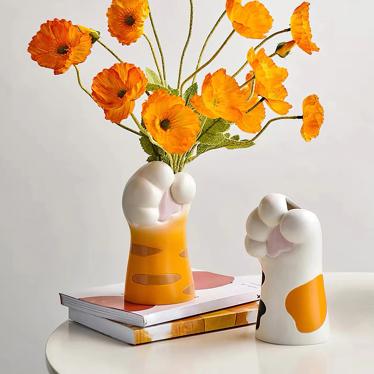 ClawShaped Resin Vase for Flowers and Storage ATHLEXES