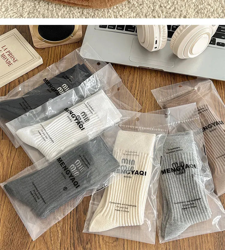 Retro Cotton Loose Socks for Stylish Students ATHLEXES