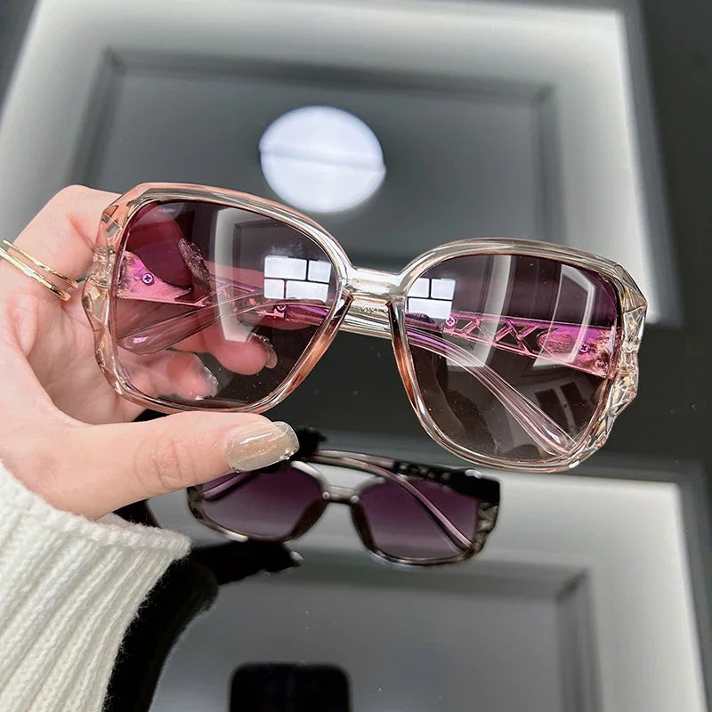 Retro Chic Oversized Sunglasses for Women ATHLEXES