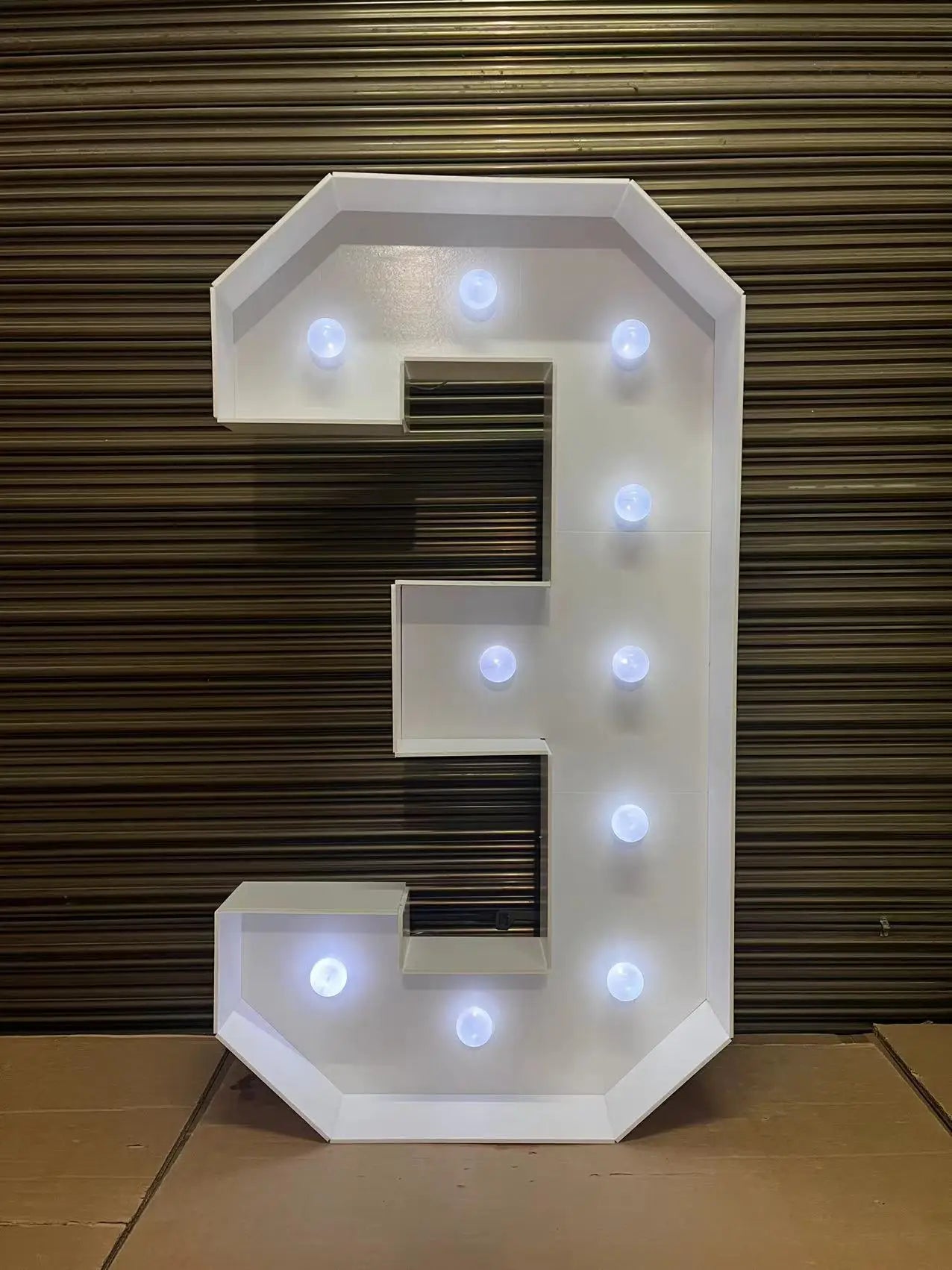 Radiant 4FT DIY Light Up Numbers for Celebrations ATHLEXES