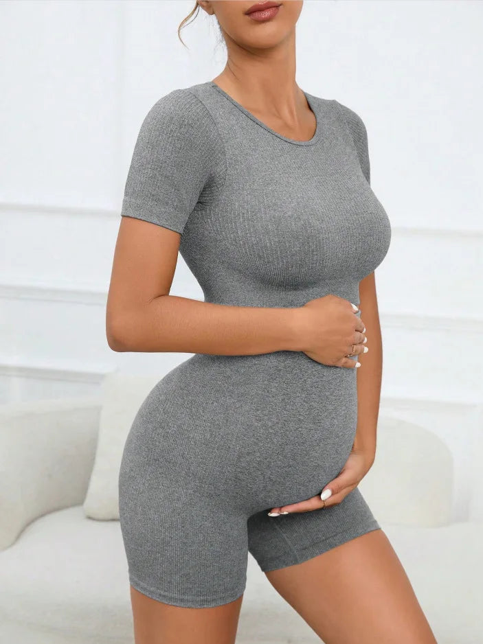 Maternity Comfort Seamless Crop Top and Legging Set ATHLEXES