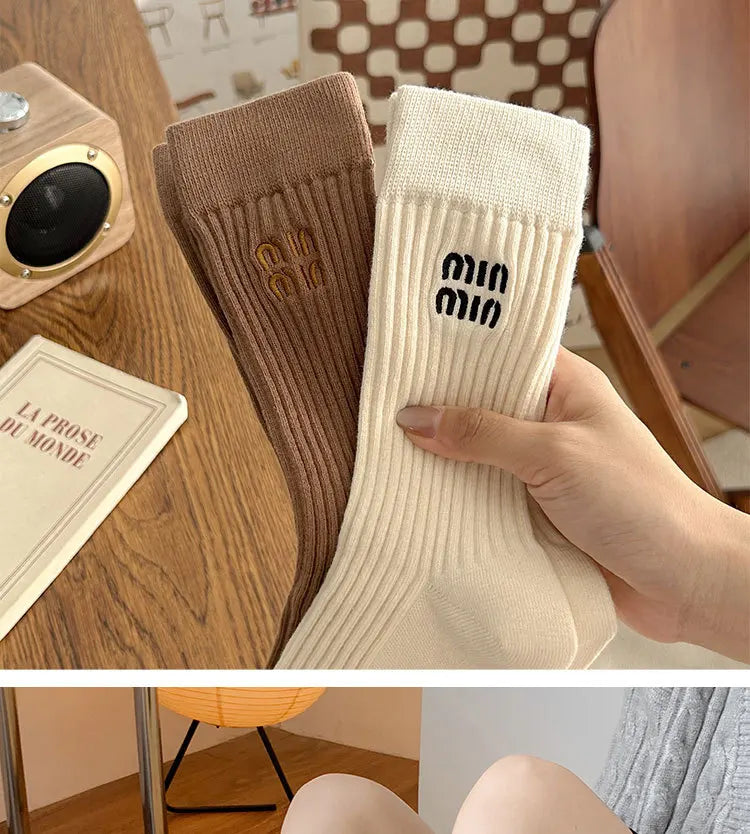 Retro Cotton Loose Socks for Stylish Students ATHLEXES