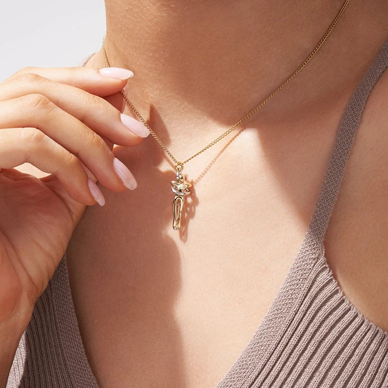 Hugging Pendant Choker Necklace for Couples ATHLEXES