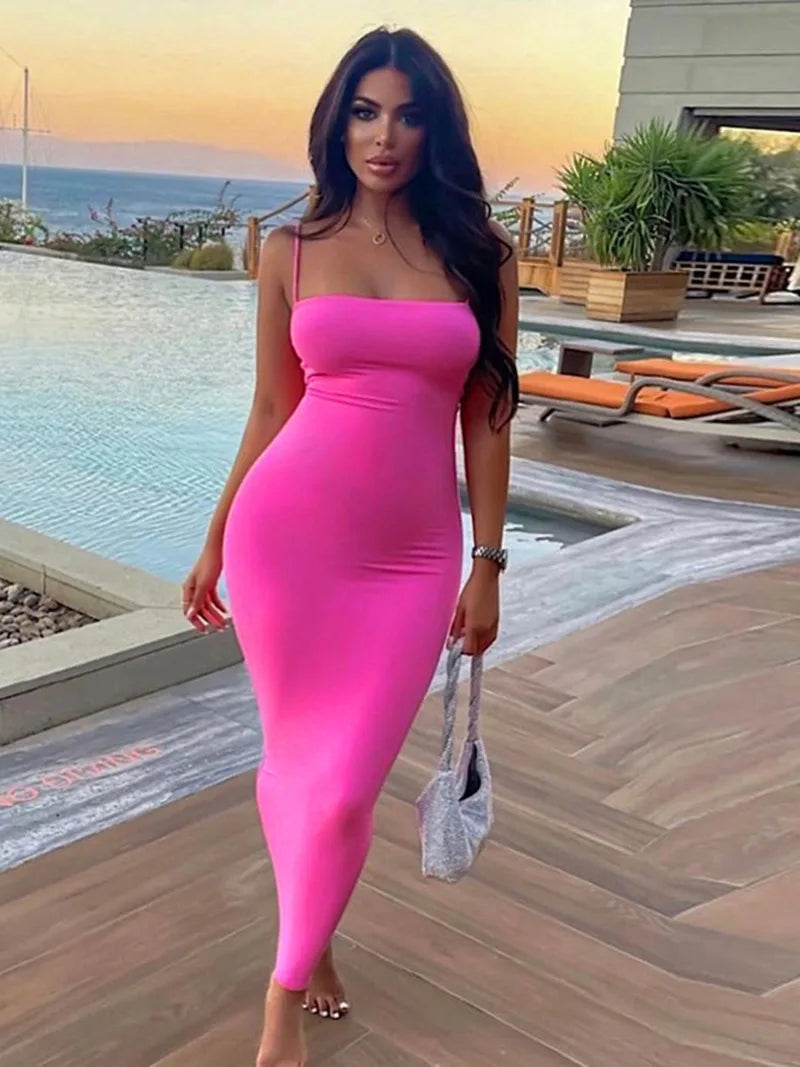Chic Summer Backless Bodycon Dress ATHLEXES