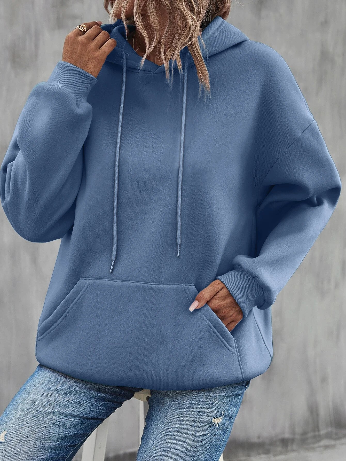 Chic Comfort Women's Pocket Hoodie ATHLEXES