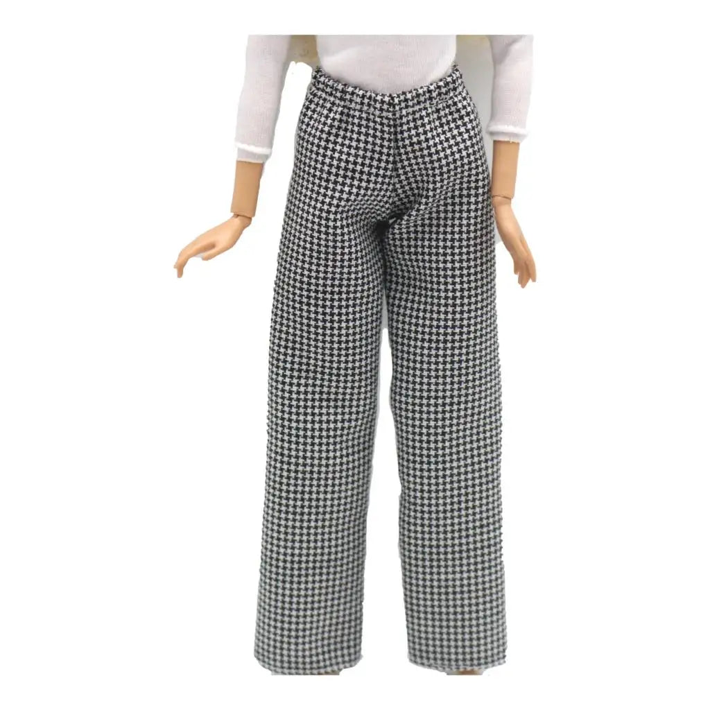 Curvy Barbie Fashion Set with T-Shirt and Pants ATHLEXES