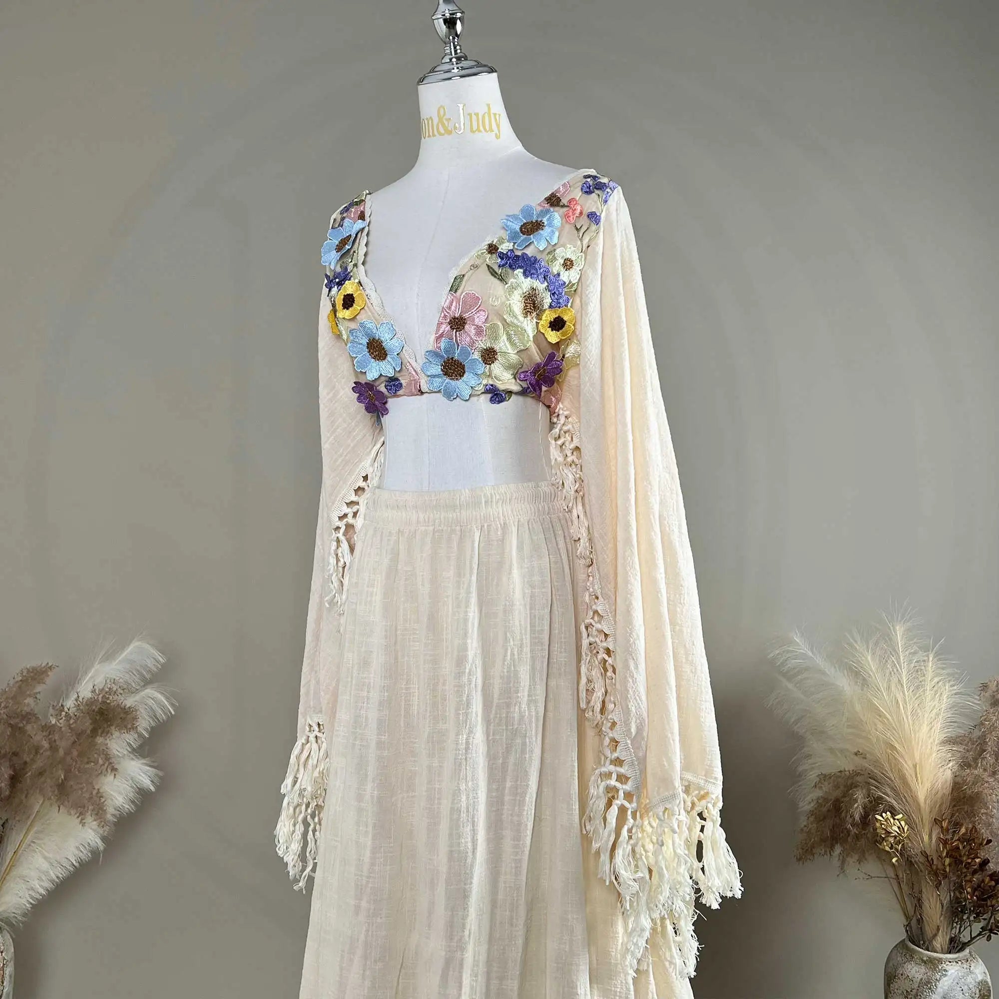 Beige Maternity Photo Dress Set with Applique ATHLEXES