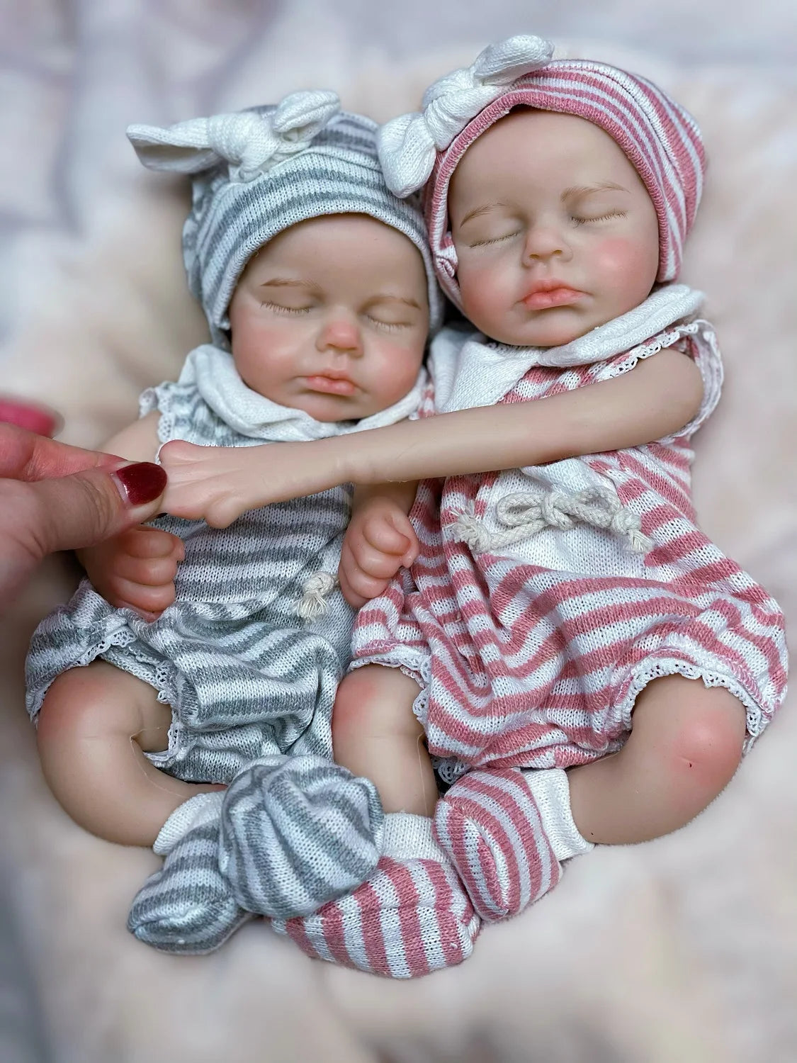 33cm LouLou Silicone Reborn Baby Doll with Bottle ATHLEXES