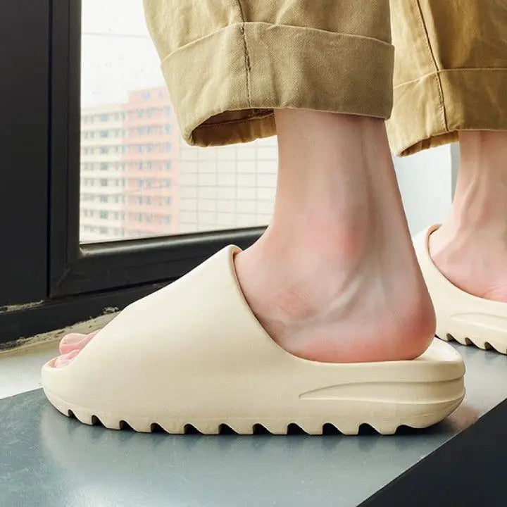 Comwarm Soft Bottom Summer Slides for Men & Couples ATHLEXES