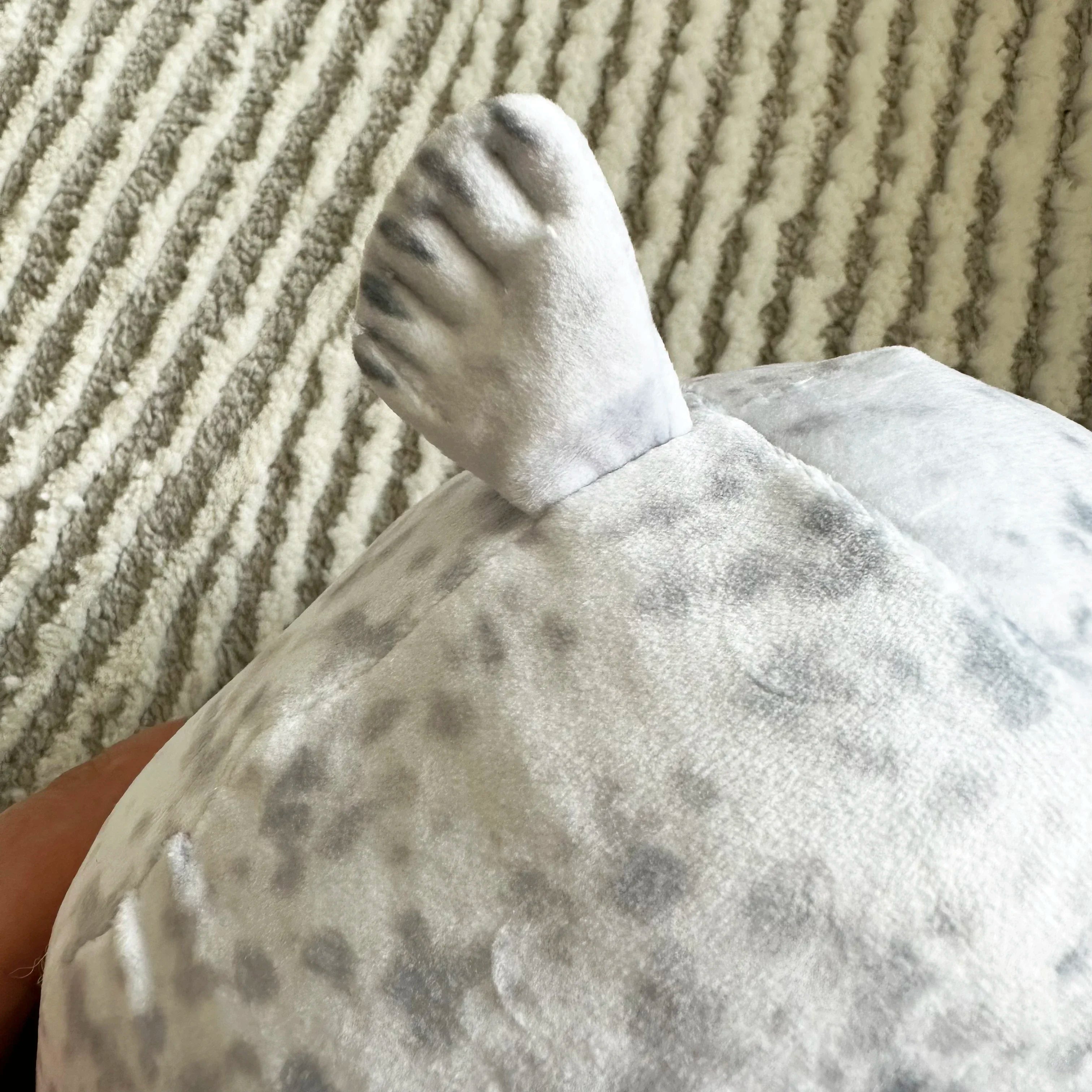 Plush Seal Pillow - Adorable 20cm Soft Doll Toy ATHLEXES