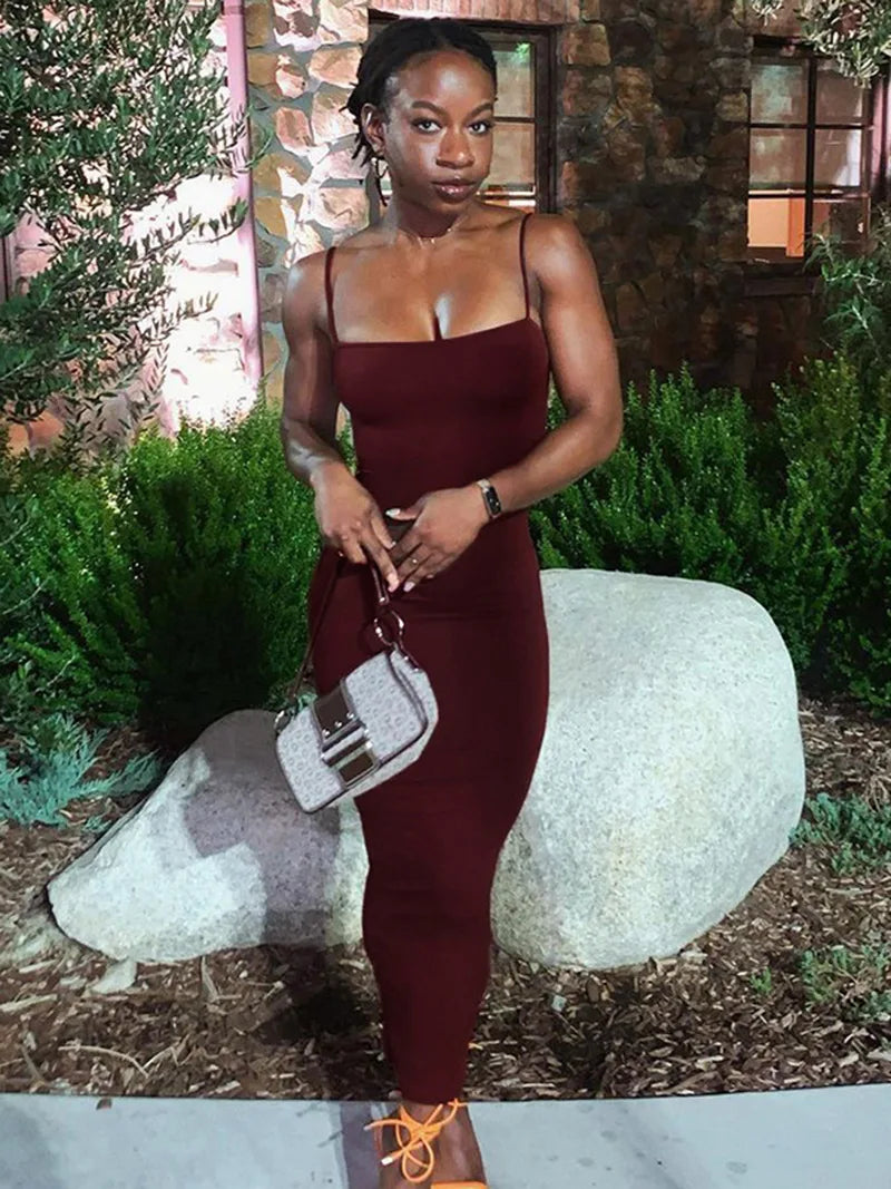 Chic Summer Backless Bodycon Dress ATHLEXES