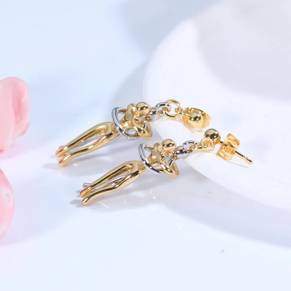 Seulement 14K Gold Embrace Pendant Couple Necklace ATHLEXES