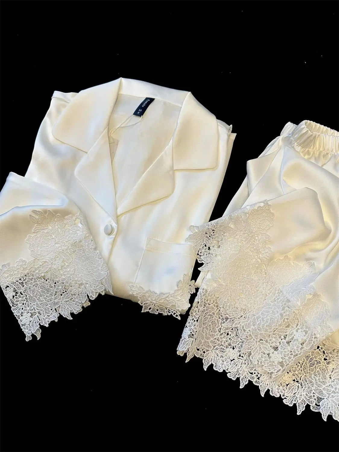 SilkDream Lace Satin Women's Pajama Set ATHLEXES