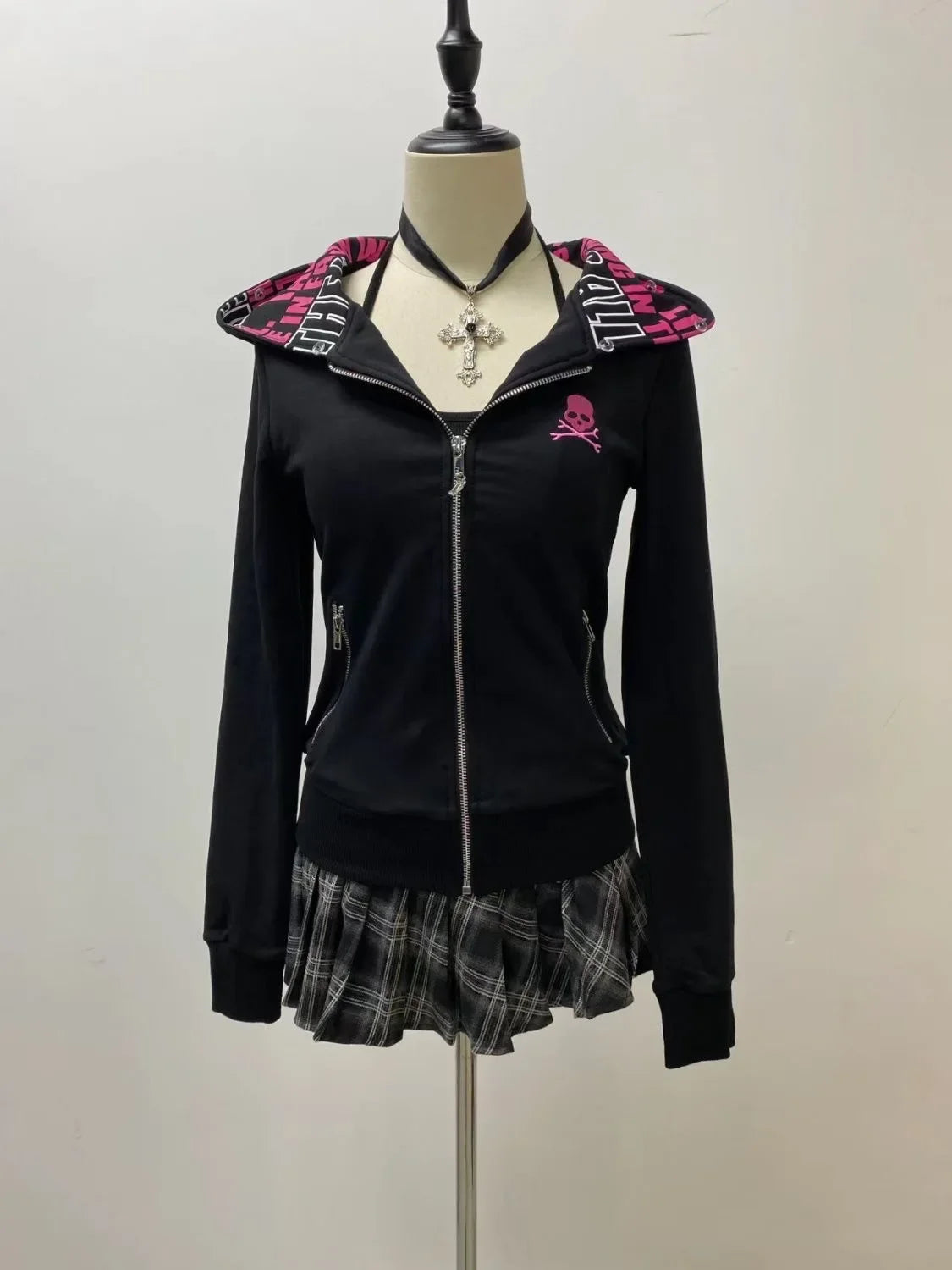 Urban Chic American Retro Hoodie for Women ATHLEXES