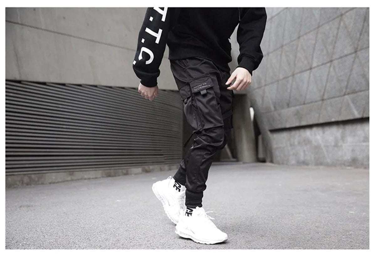 Urban Vibe Black Cargo Pants for Stylish Males ATHLEXES